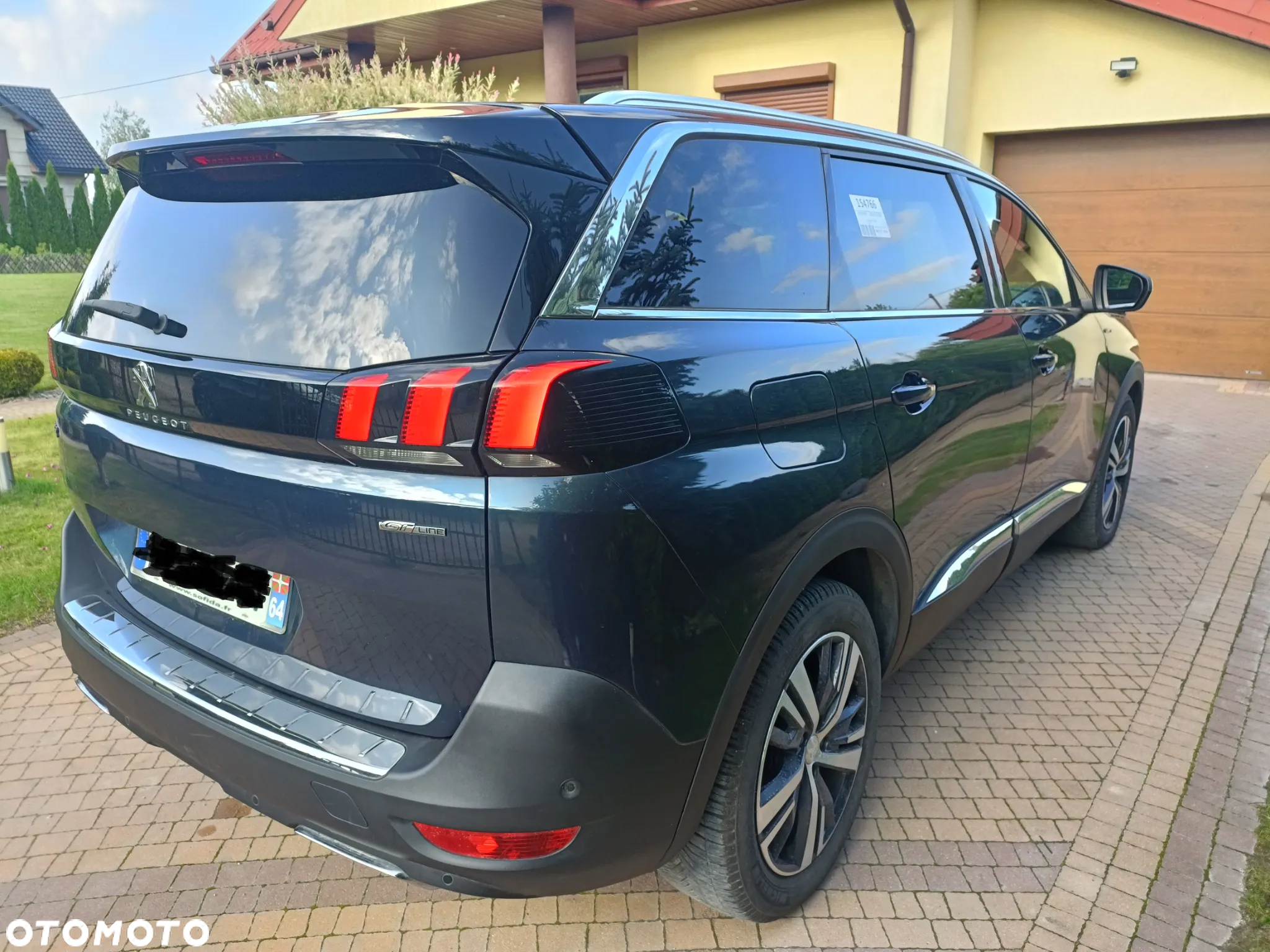 Peugeot 5008 1.6 BlueHDI Allure S&S EAT6 - 5