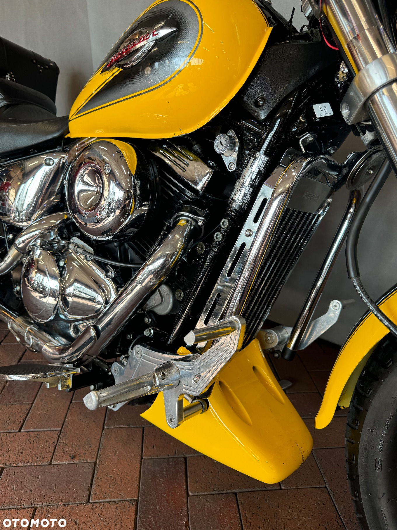 Suzuki Marauder - 8
