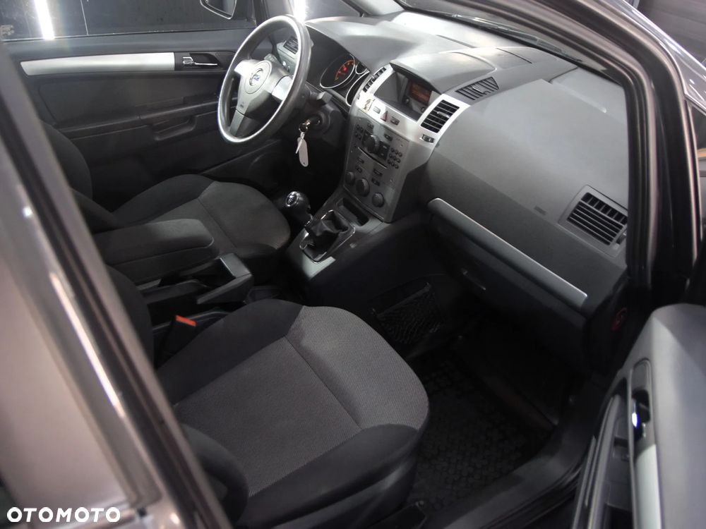 Opel Zafira - 6