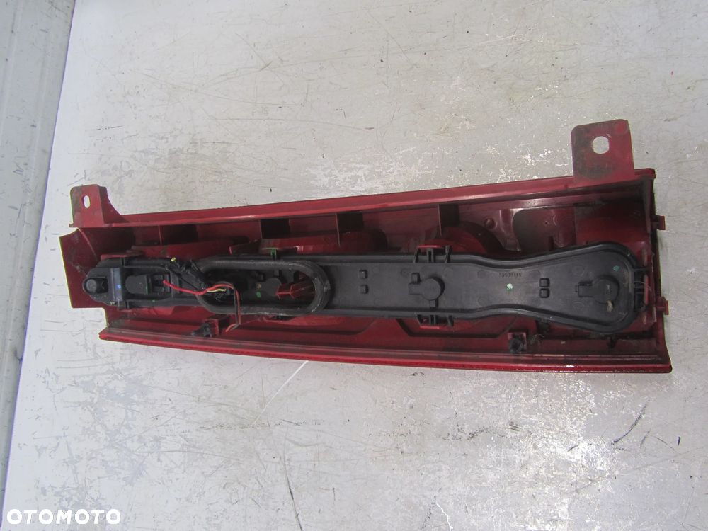 citroen jumpy-expert-scudo 2.0 hdi 06->lampa prawy tył - 2