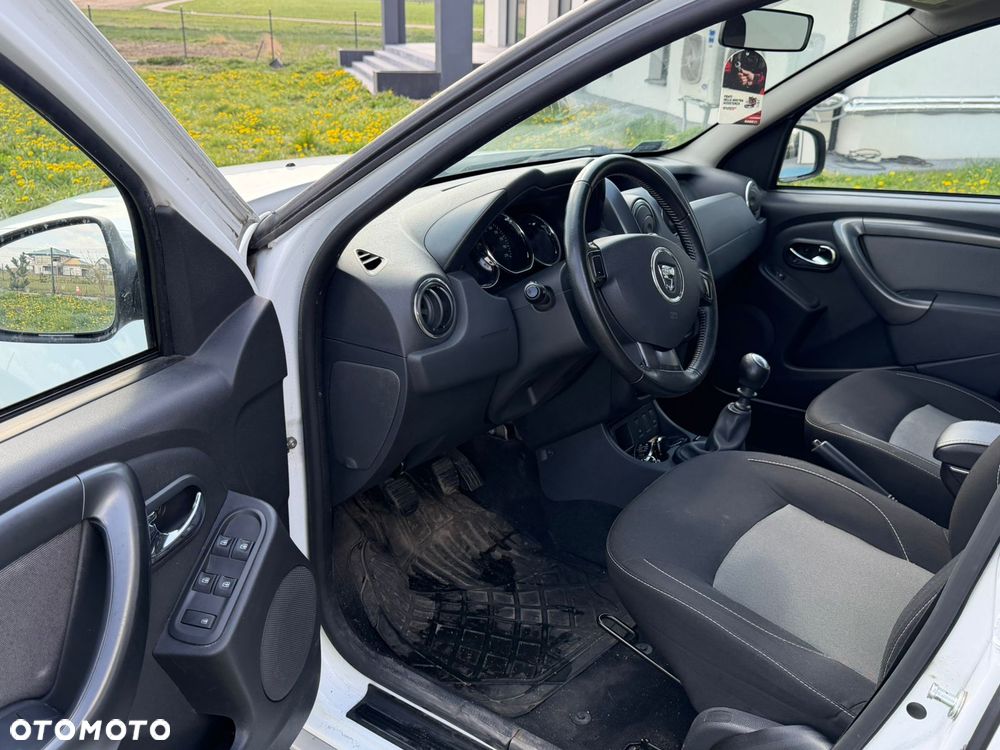 Dacia Duster 1.2 TCe Prestige S&S EU6 - 11