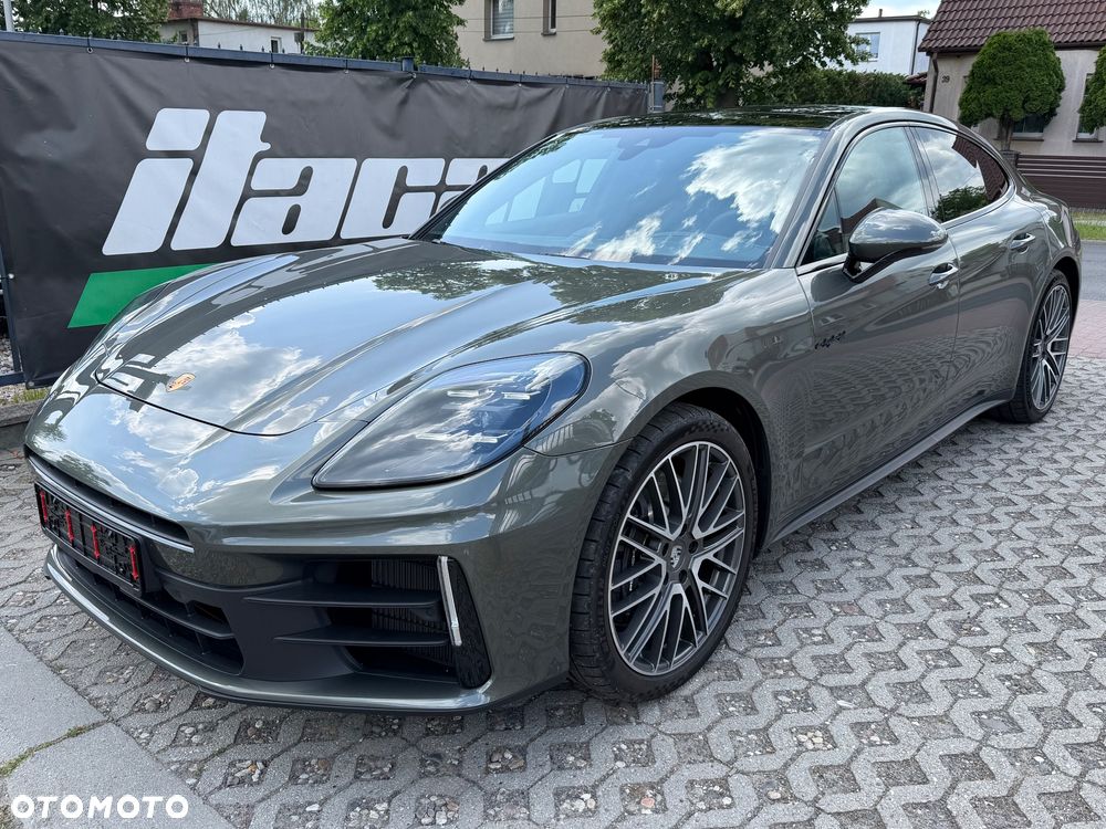Porsche Panamera 4 E-Hybrid Executive - 1