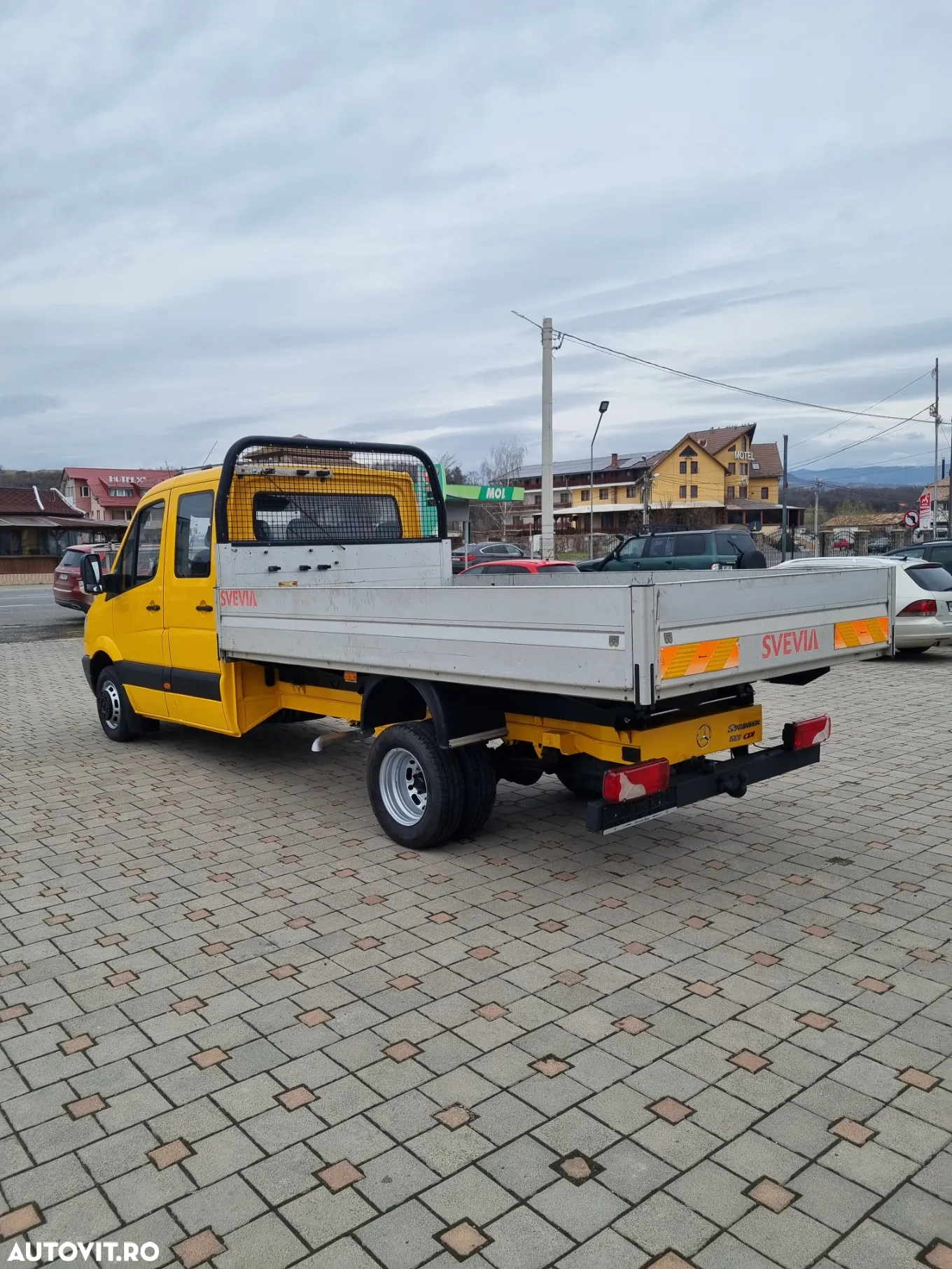 Mercedes-Benz Sprinter 513 CDI Basculabil Axă dublă Detarat la 3,5 Tone Cat. B Doka 6 Locuri + Ladă 4 Metri Basculabil Climă Cutie Automată - 9