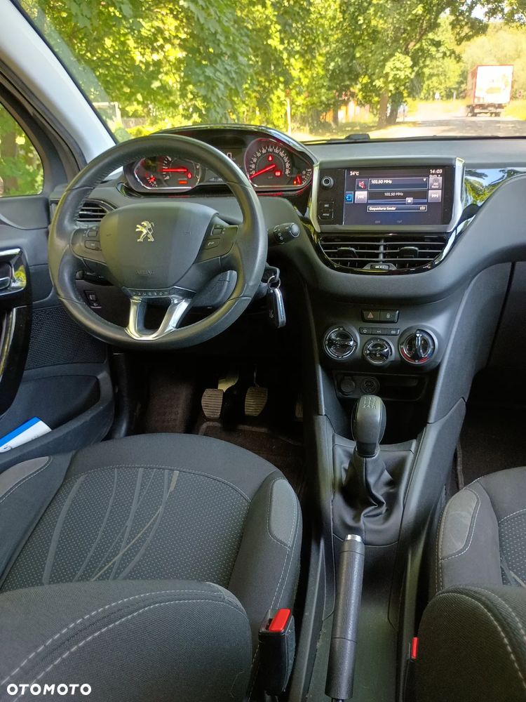 Peugeot 208 1.2 PureTech Active - 5