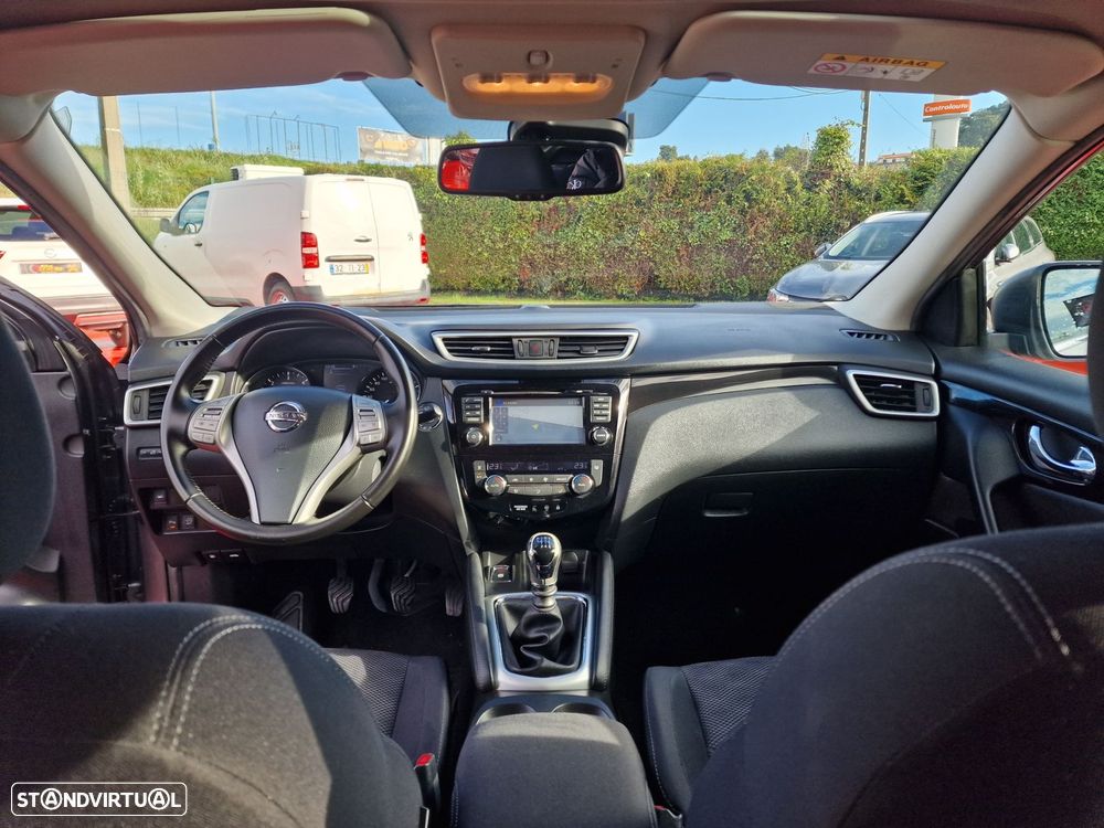 Nissan Qashqai 1.5 dCi N-Connecta - 18