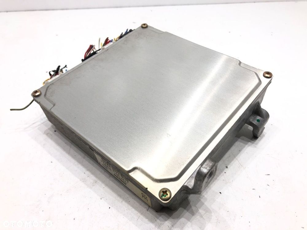 KOMPUTER SILNIKA  HONDA CIVIC VII sedan (ES, ET) 2000 - 2006 1.3 IMA (ED9, ES9) 61 kW [83 KM] - 2