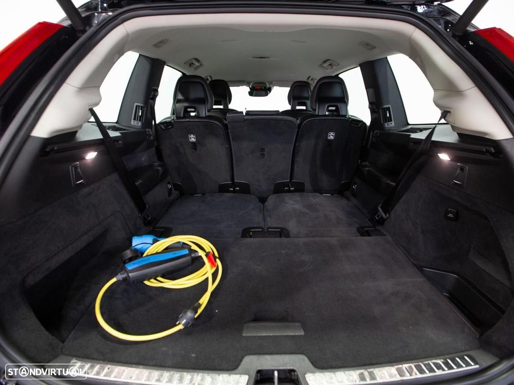 Volvo XC 90 2.0 T8 PHEV Momentum Plus AWD - 13