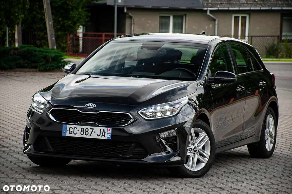 Kia Ceed 1.6 CRDi Eco-Dynamics+(48V Mild-Hybr.) DCT7 Spirit - 12