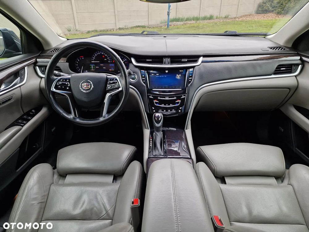 Cadillac XTS - 19
