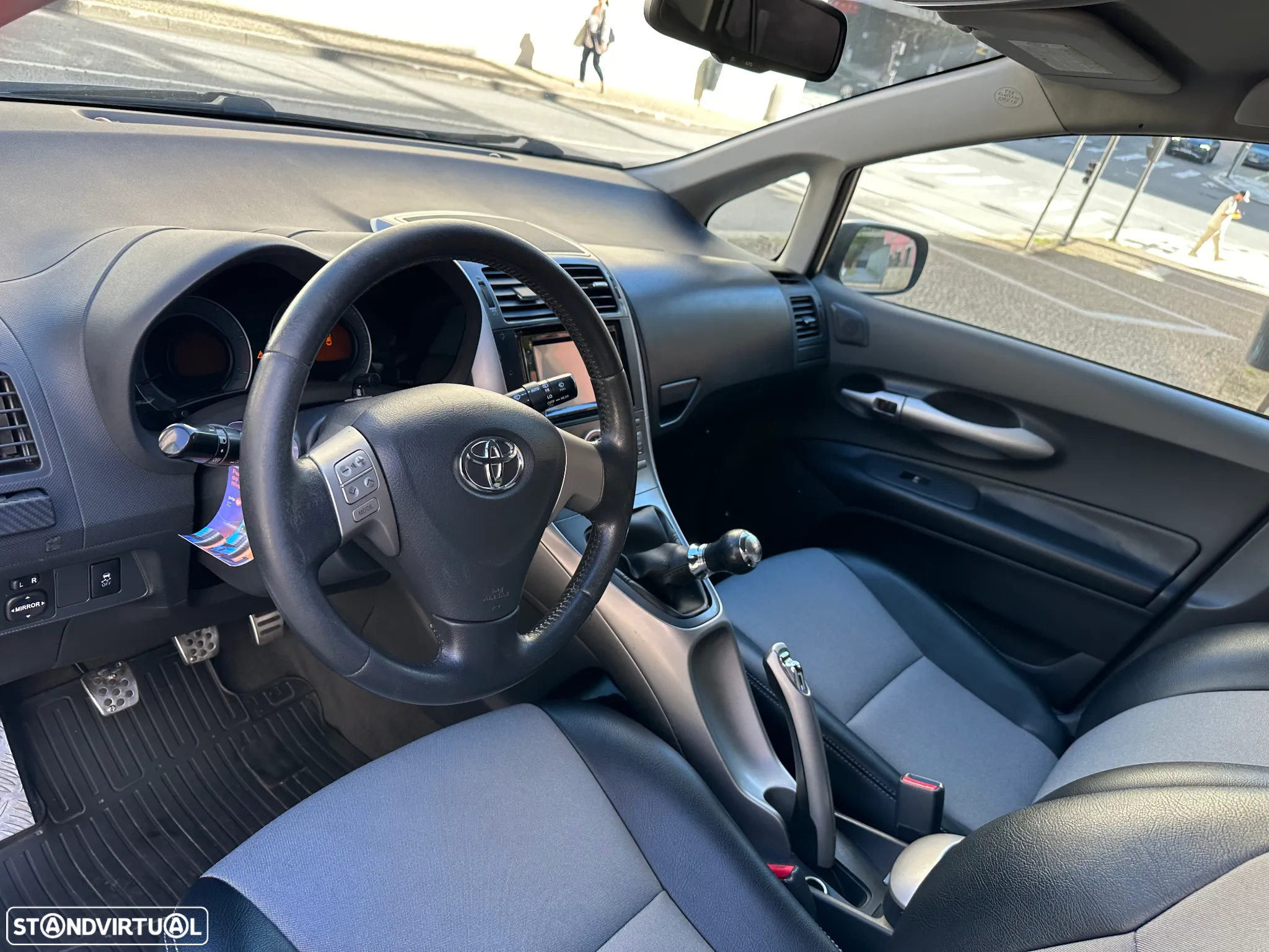Toyota Auris 1.4 D-4D Gold Edition DPF - 15