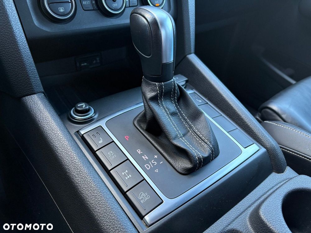 Volkswagen Amarok 3.0 V6 TDi 4MOTION Aventura - 25