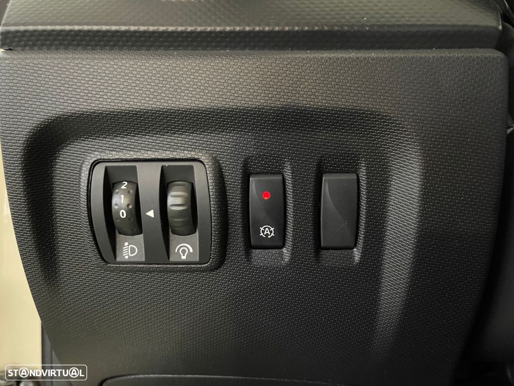 Renault Captur 0.9 TCE Exclusive - 25
