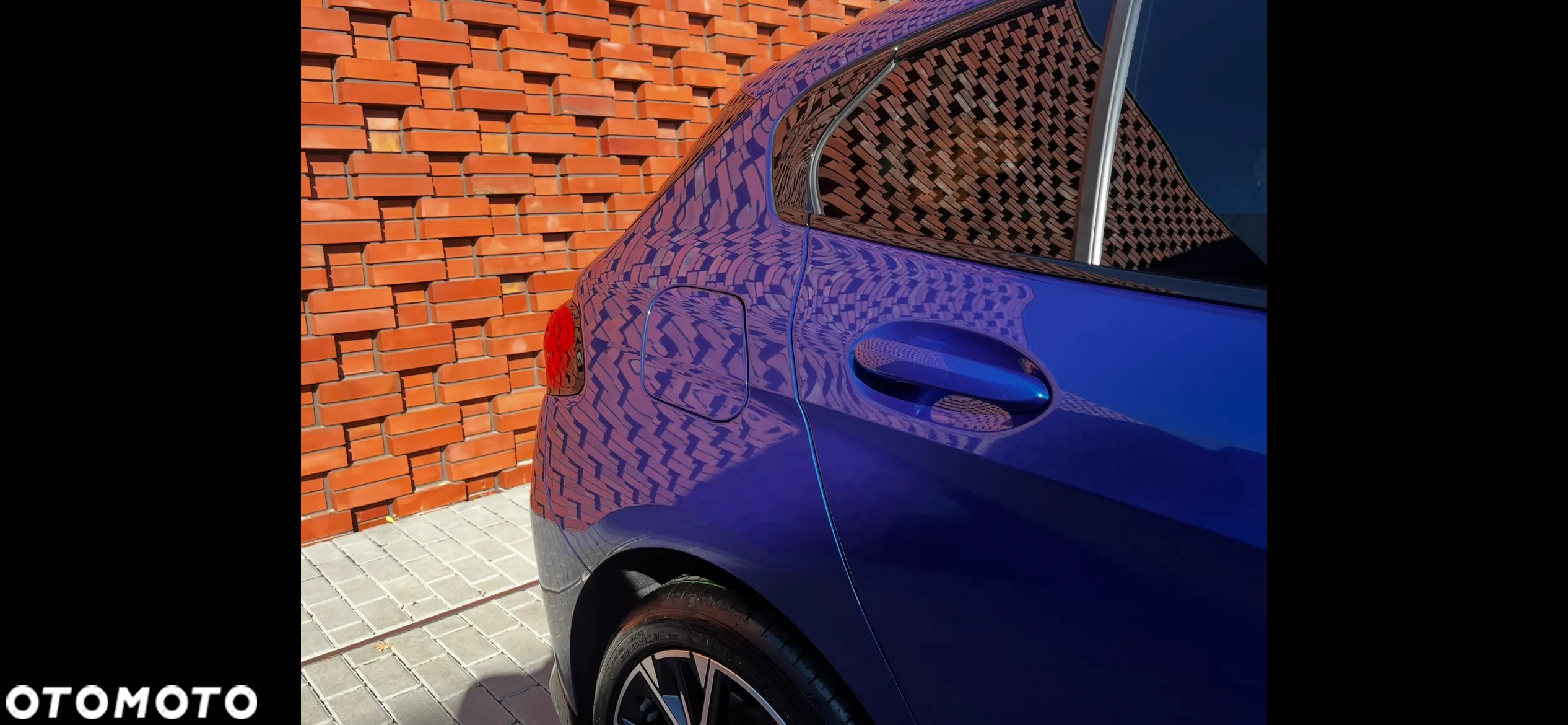 BMW Seria 1 120 mHEV - 11