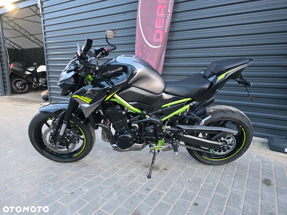 Kawasaki Z 900 - 5