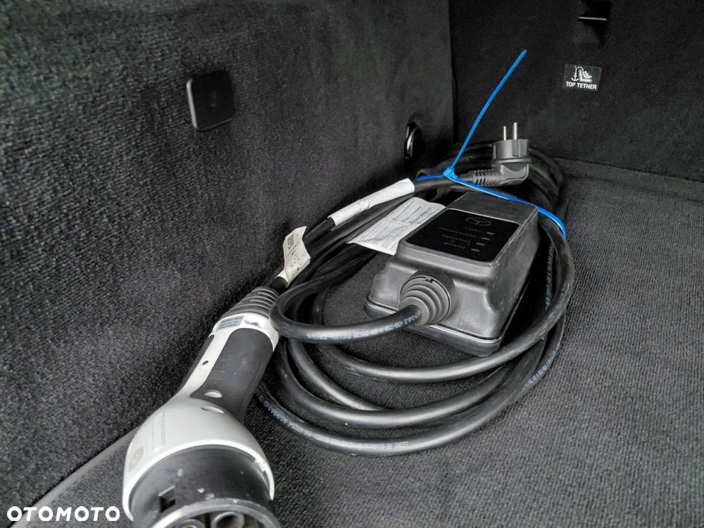 Mercedes-Benz GLE - 29