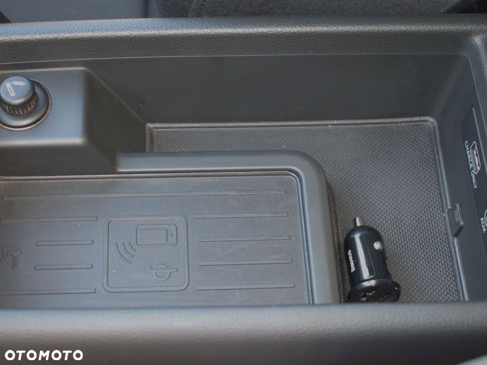 Audi A4 Avant 1.4 TFSI S tronic - 25