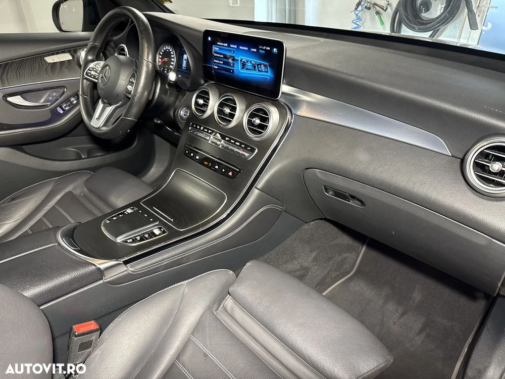 MERCEDES-BENZ GLC 2020 — imagine 29
