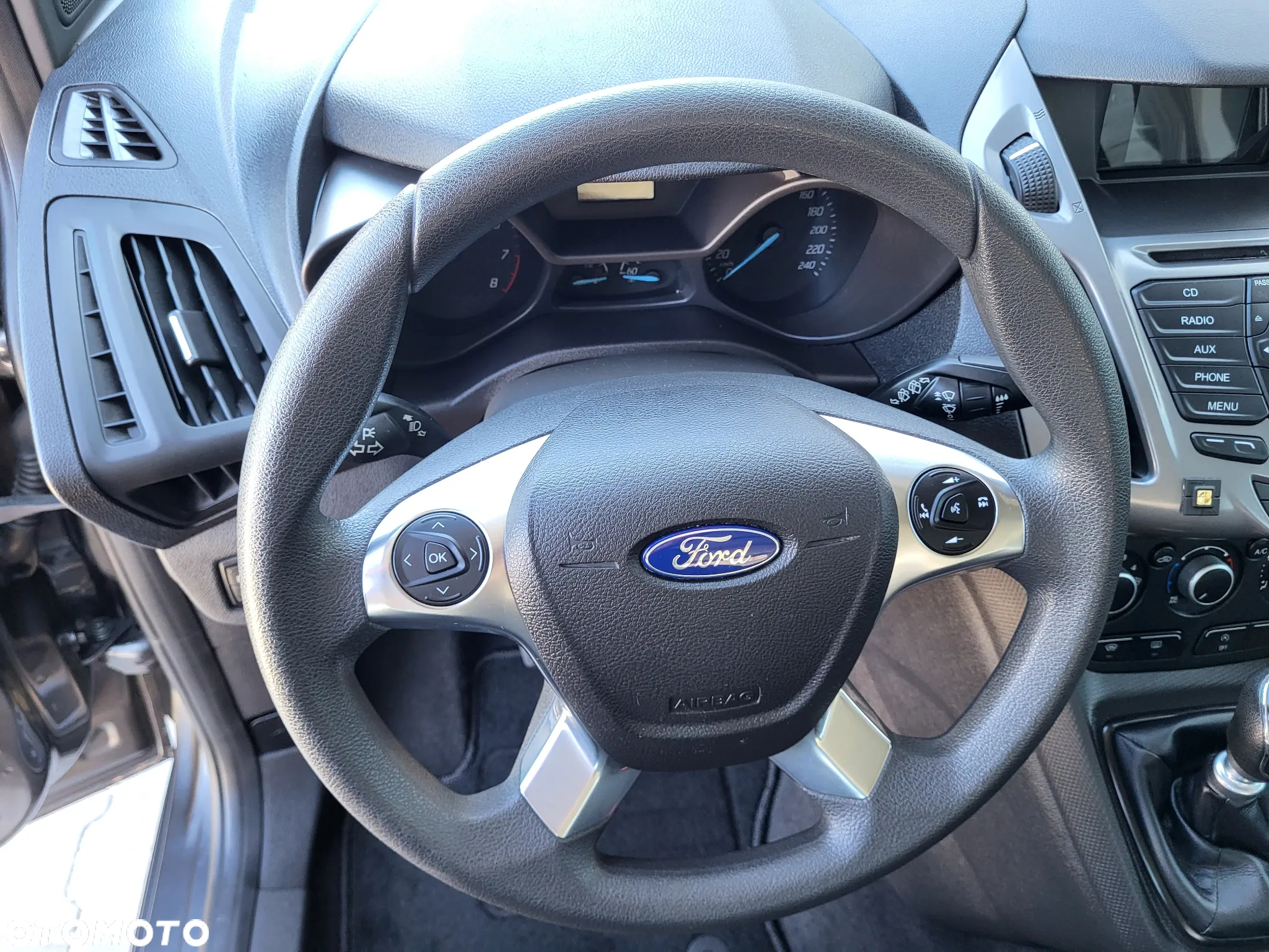 Ford Tourneo Connect 1.0 EcoBoost Start-Stop Trend - 19