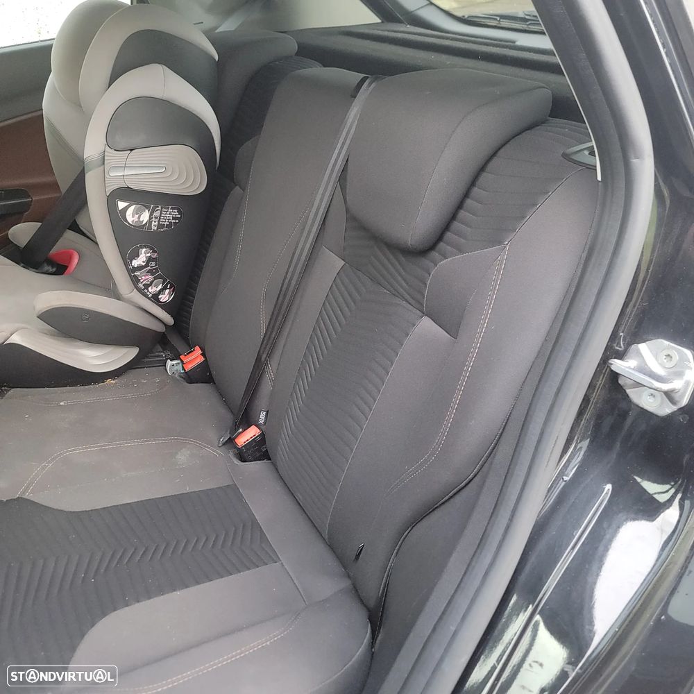 Ford Fiesta 1.0 Ti-VCT Titanium - 7