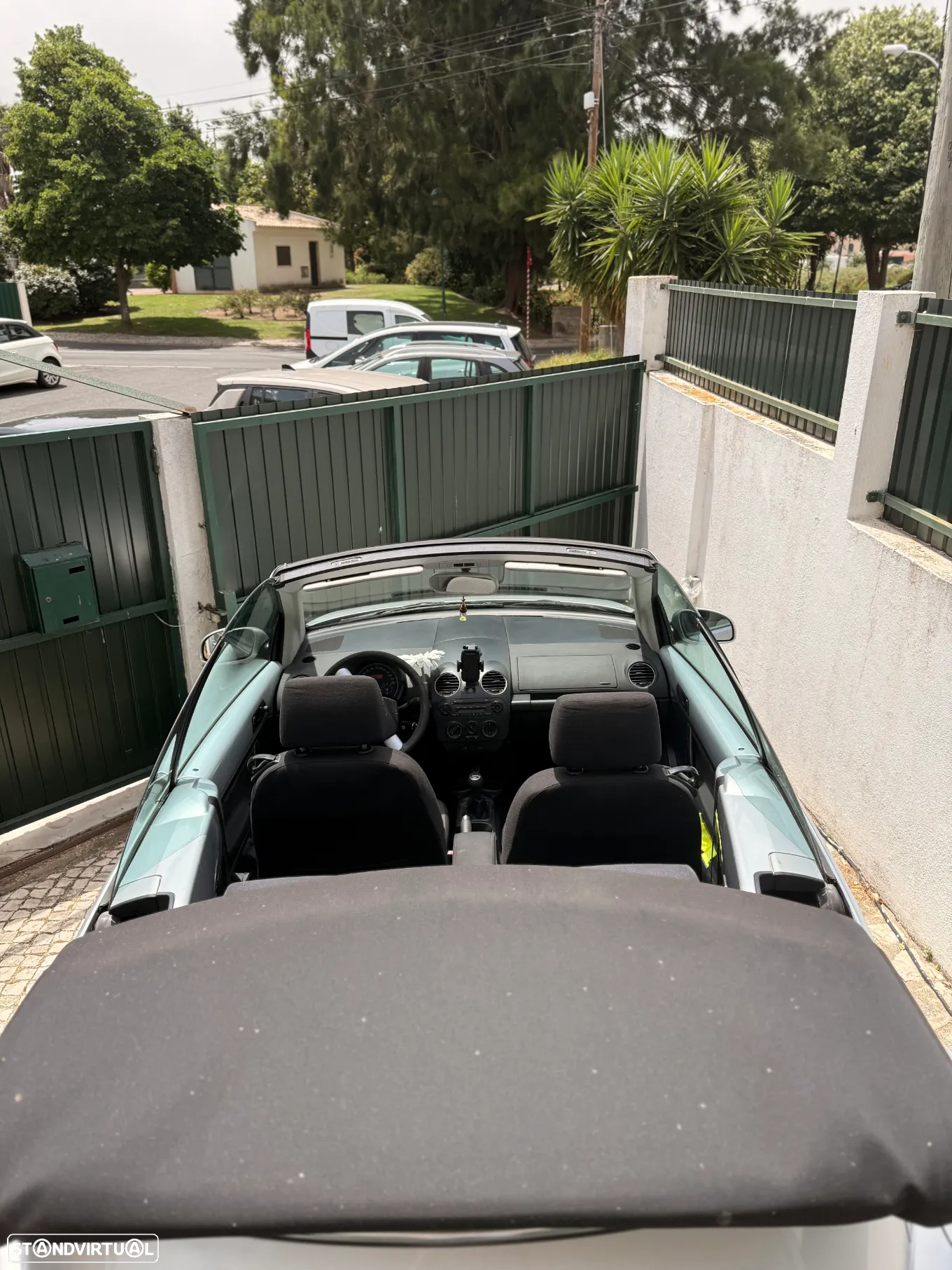 VW New Beetle Cabriolet 1.4 - 12