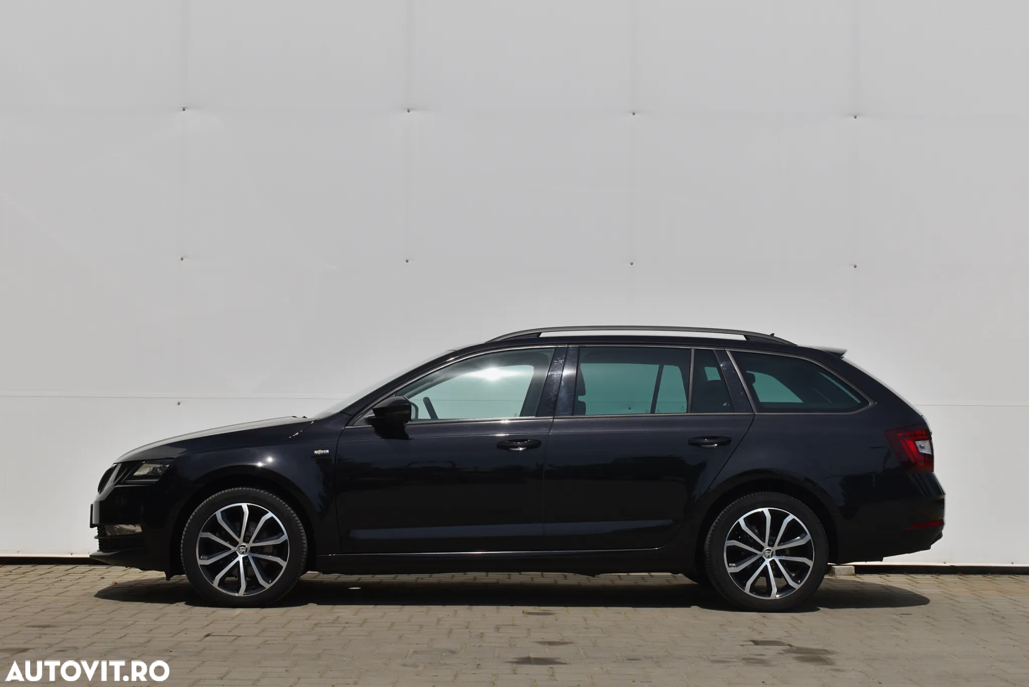 Skoda Octavia 2.0 TDI DSG Ambition - 12