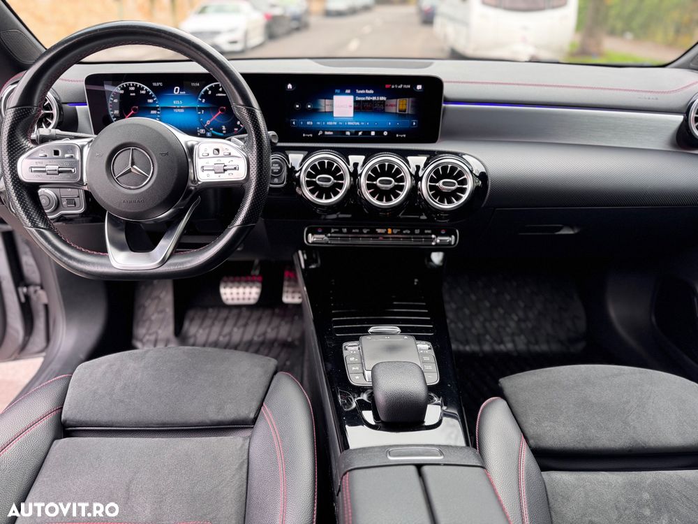 Mercedes-Benz CLA 180 7G-DCT AMG Line - 22