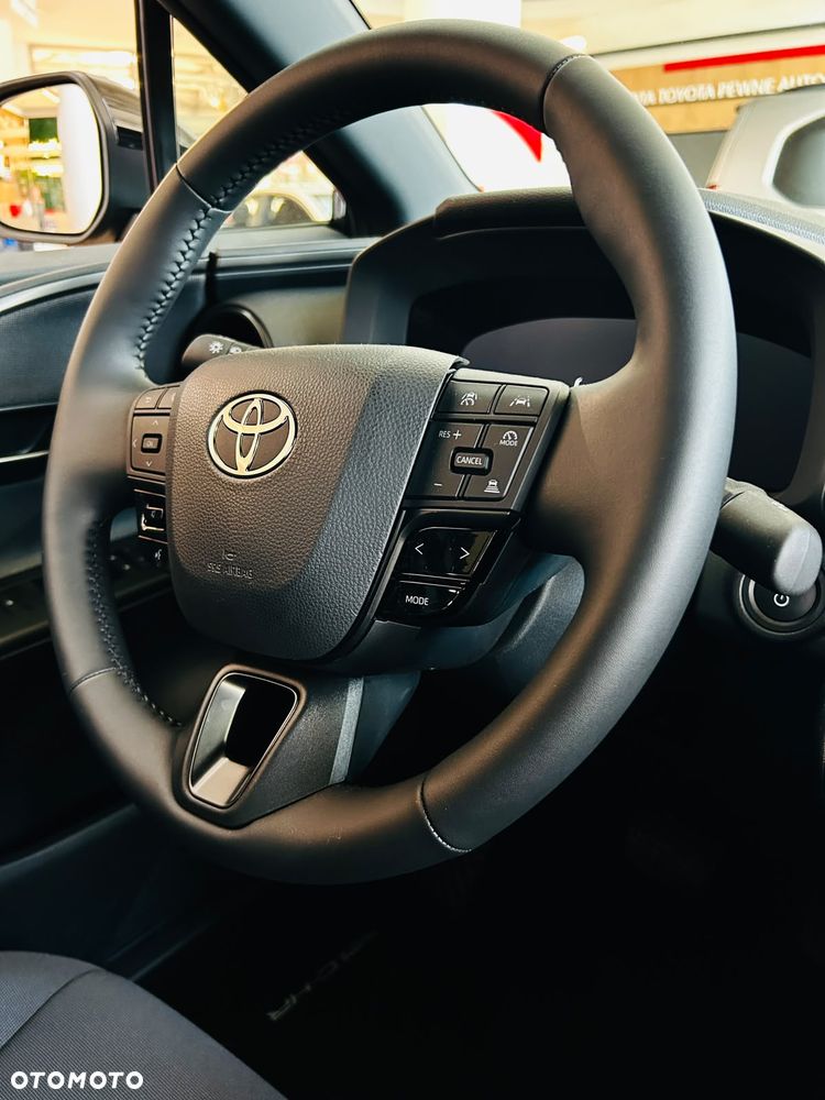 Toyota C-HR 2.0 PHEV Dynamic Force Style - 12