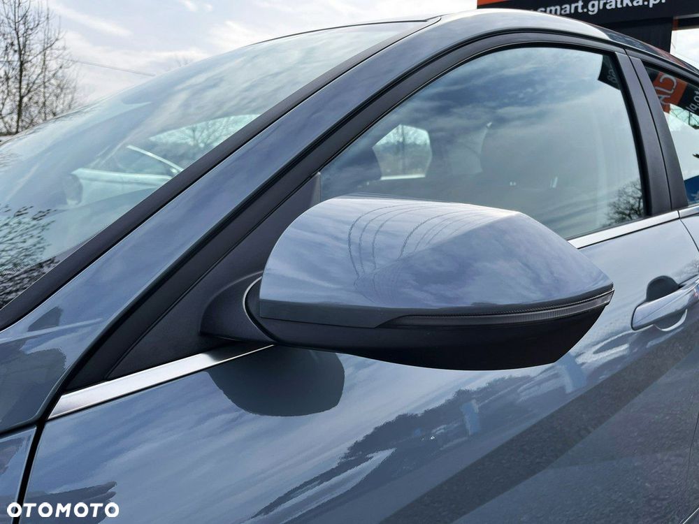 Hyundai Elantra 1.6 Smart CVT - 27