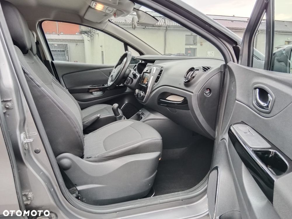 Renault Captur (ENERGY) TCe 90 BOSE EDITION - 14