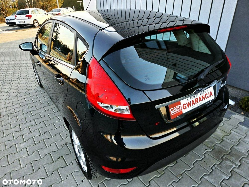 Ford Fiesta - 23