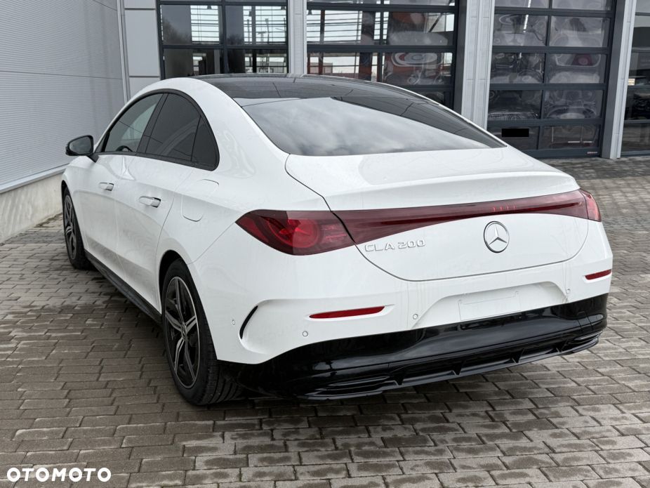 Mercedes-Benz CLA 200 mHEV 8G-DCT - 6