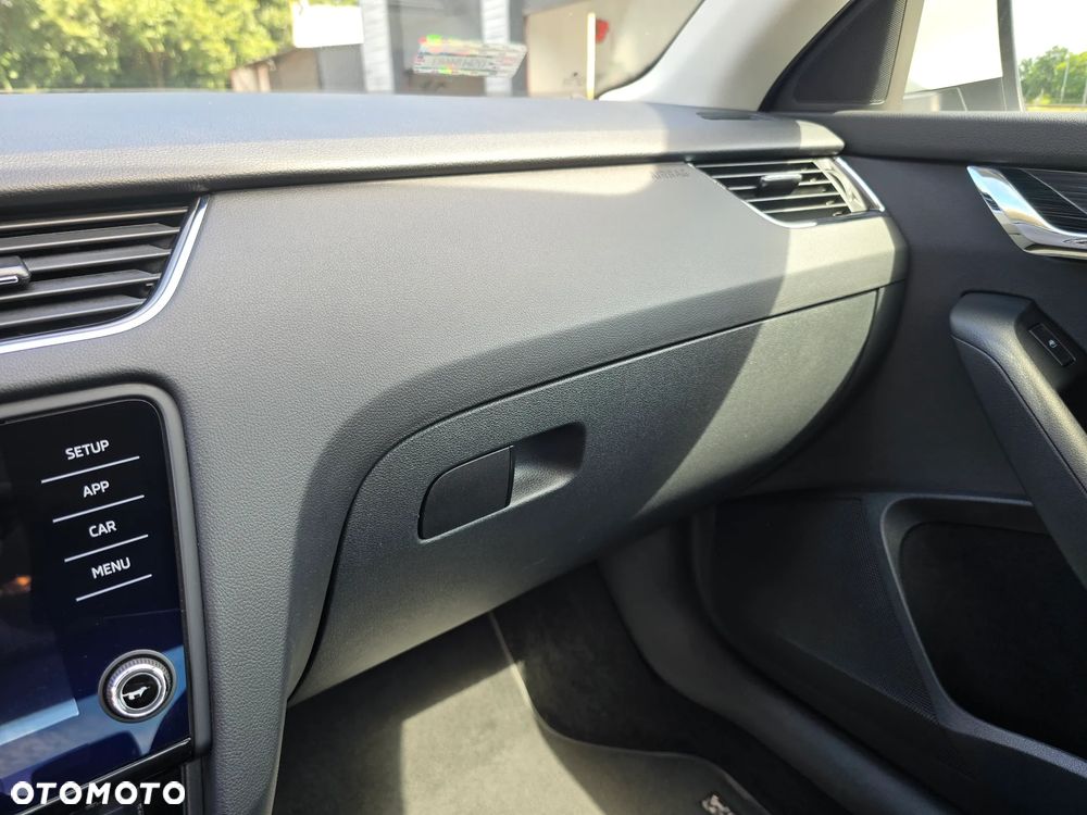 Skoda Octavia 1.5 TSI ACT Style - 19