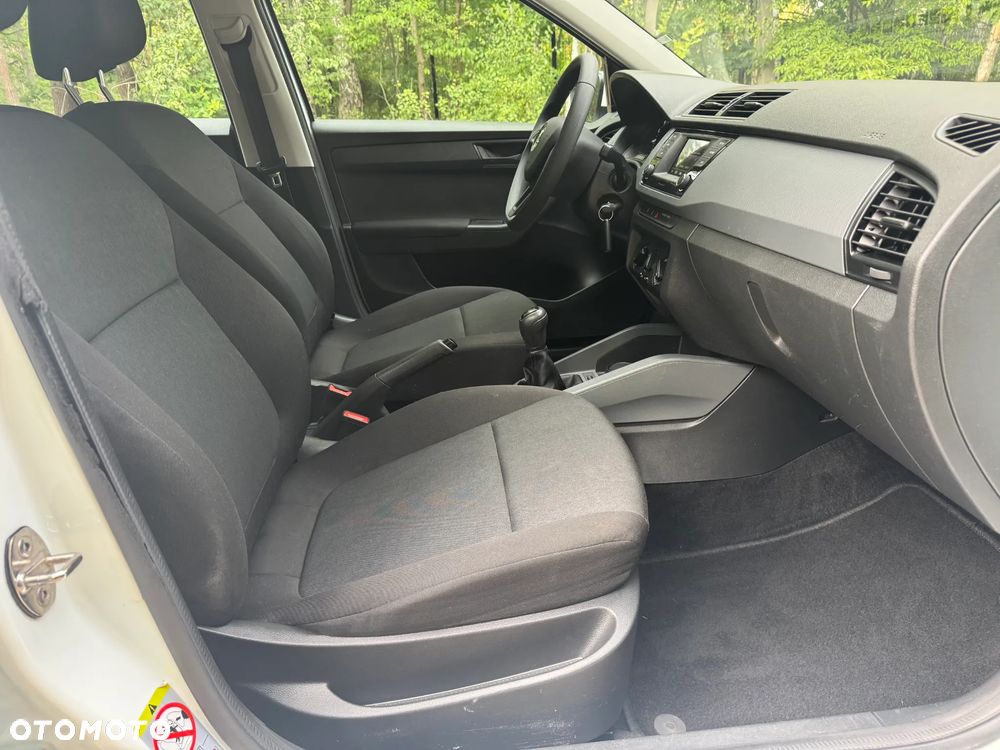 Skoda Fabia 1.0 MPI Cool Plus - 21