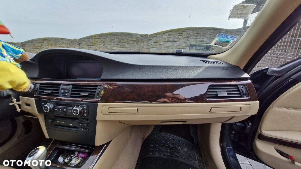 BMW Seria 3 325d DPF - 5