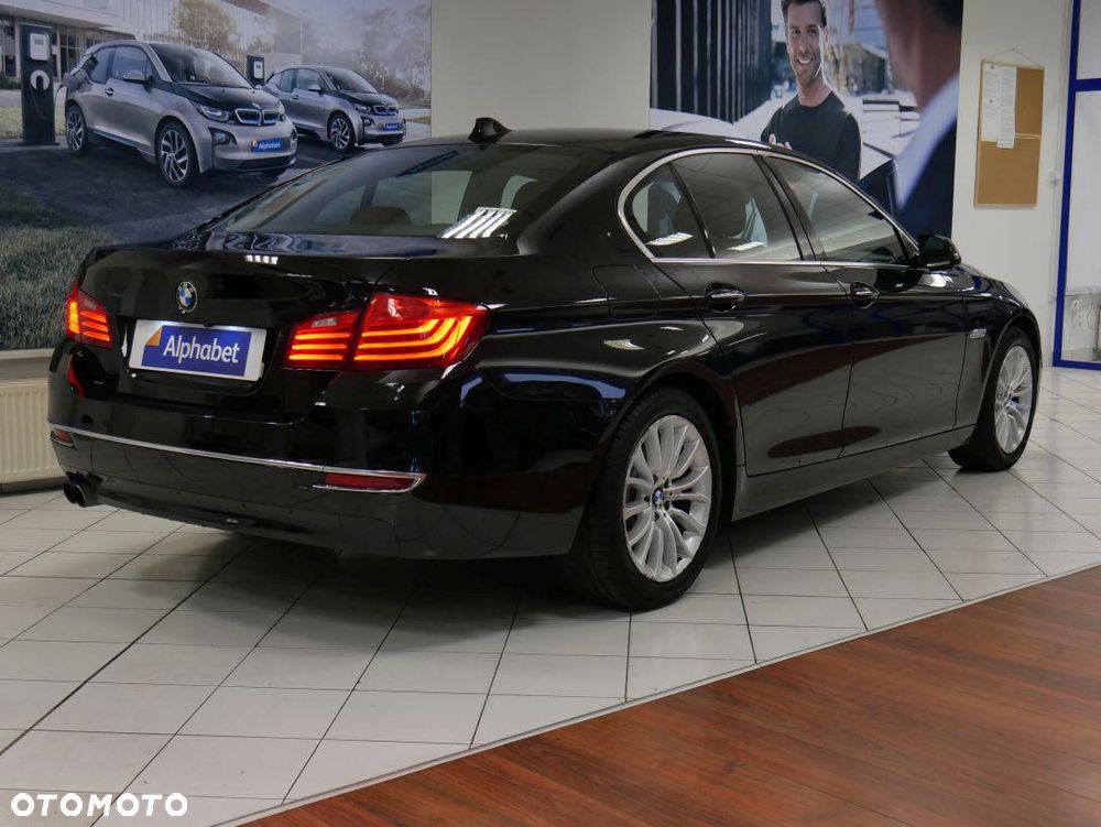 BMW Seria 5 520d Luxury Line - 2