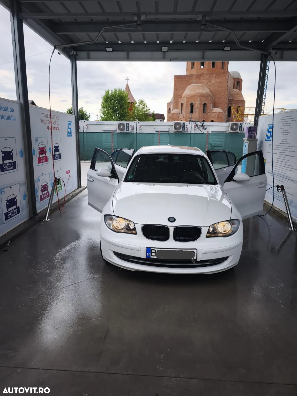 BMW Seria 1 118d - 4