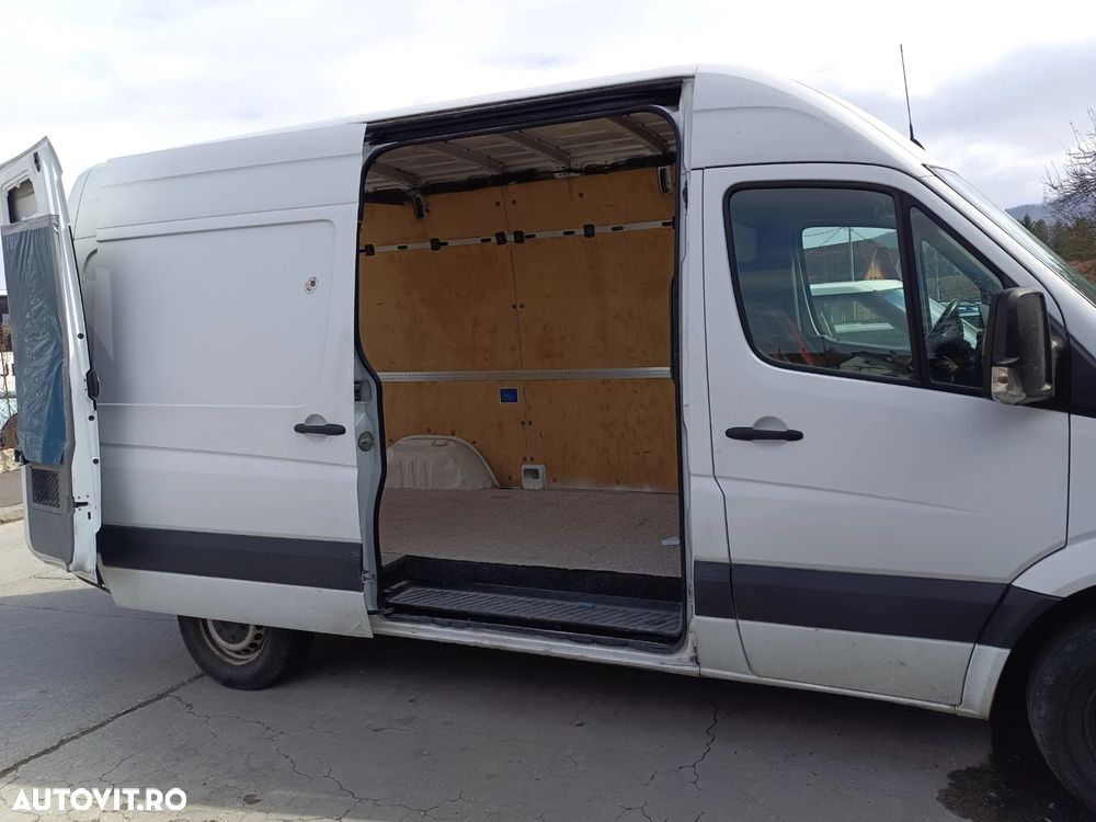 Mercedes-Benz Sprinter - 5