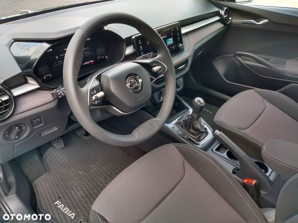 Skoda Fabia - 9
