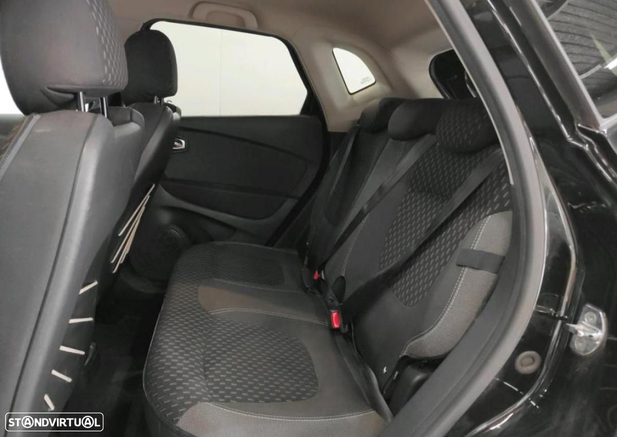Renault Captur 1.5 dCi Exclusive - 6