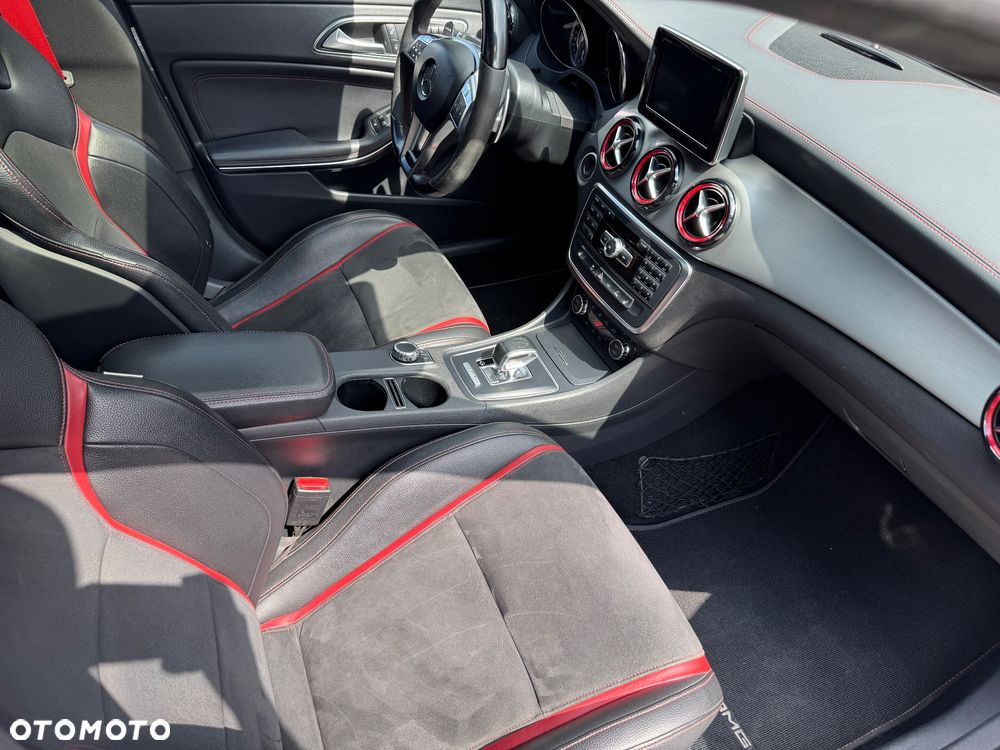 Mercedes-Benz CLA 45 AMG 4Matic 7G-DCT Edition 1 - 26