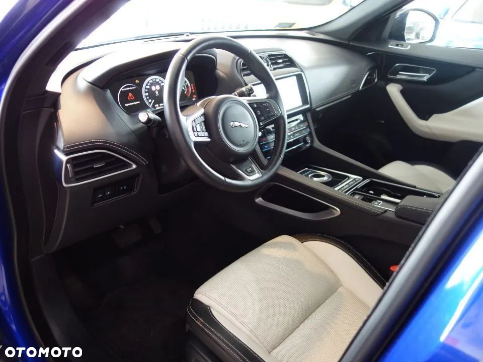 Jaguar F-Pace 2.0 i4P AWD R-Sport - 14