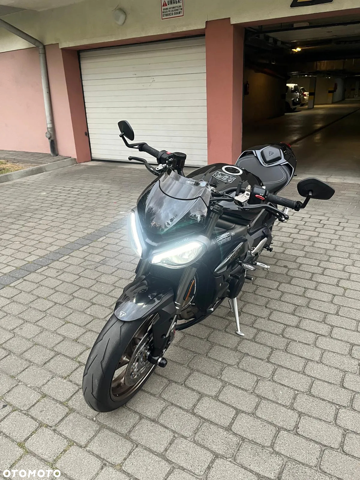 Triumph Street Triple - 5