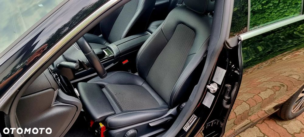 Mercedes-Benz CLA 220 d Progressive 8G-DCT - 23