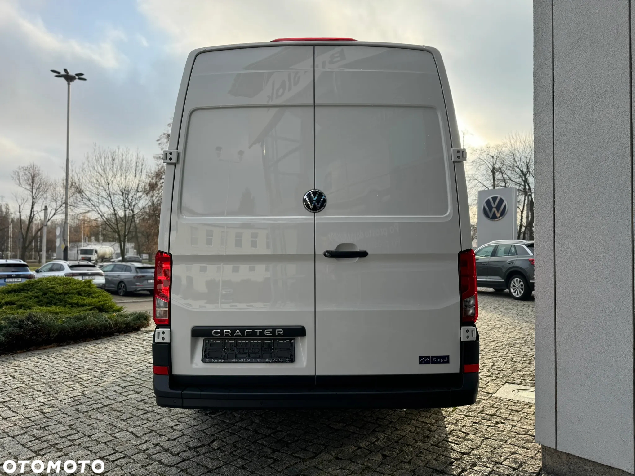 Volkswagen Crafter Brygadówka 7 osób - 8