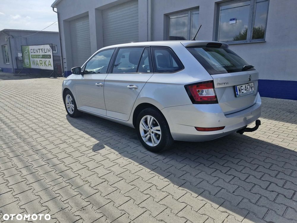 Skoda Fabia 1.0 TSI Ambition DSG - 9