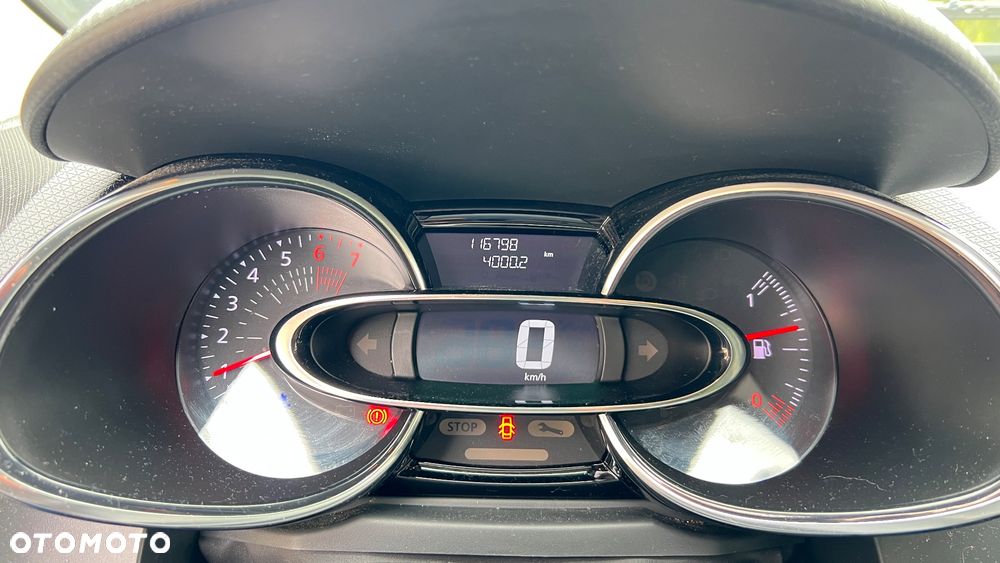 Renault Clio 1.2 16V Life - 5