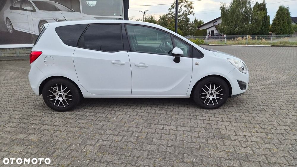 Opel Meriva - 22