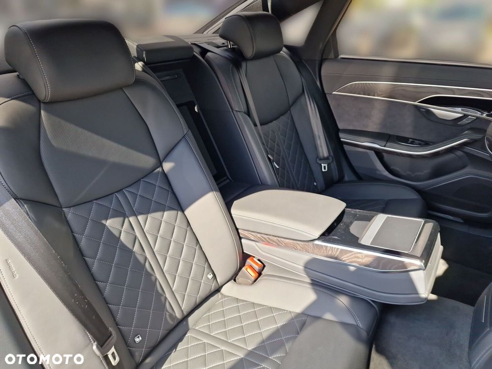 Audi A8 - 21