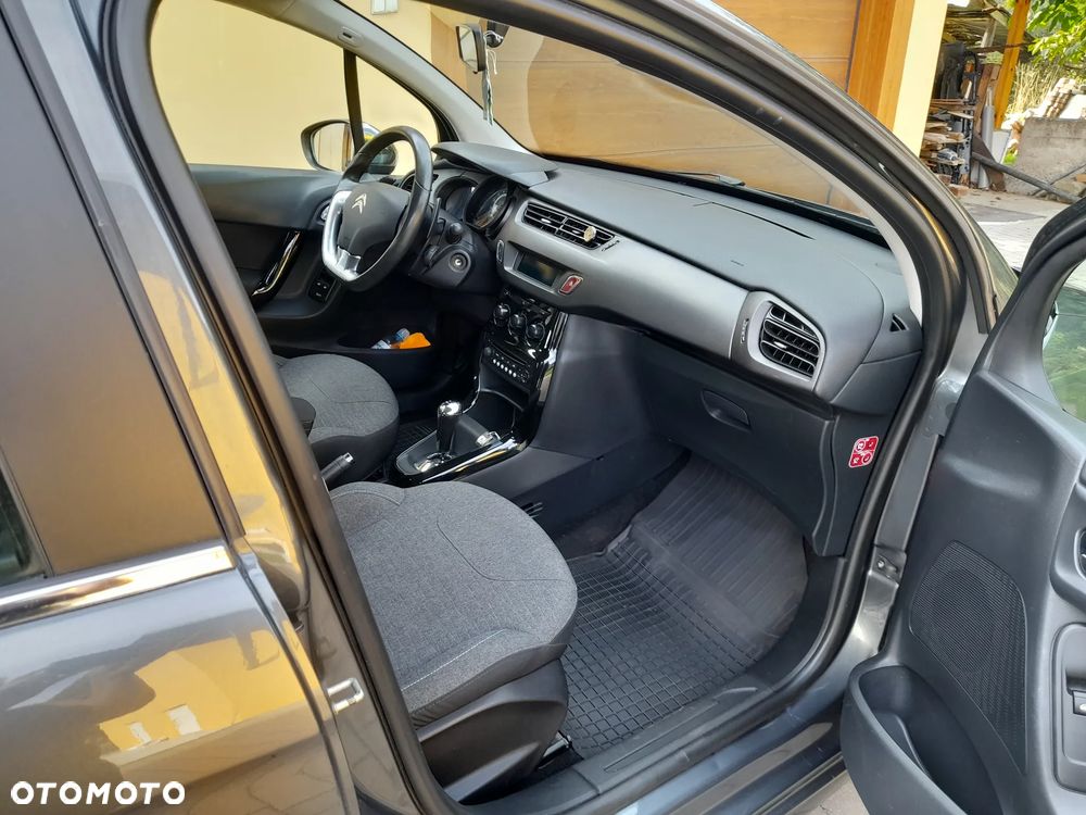 Citroën C3 Pure Tech 82 Stop & Start ETG Selection - 13