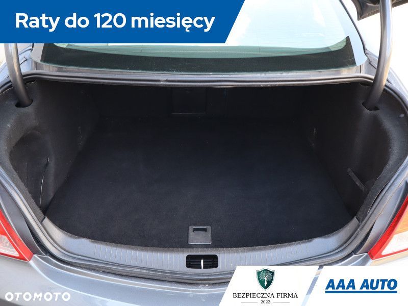 Opel Insignia - 16